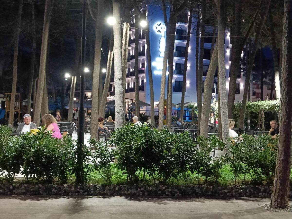 Aldom Apartments Durres Ngoại thất bức ảnh